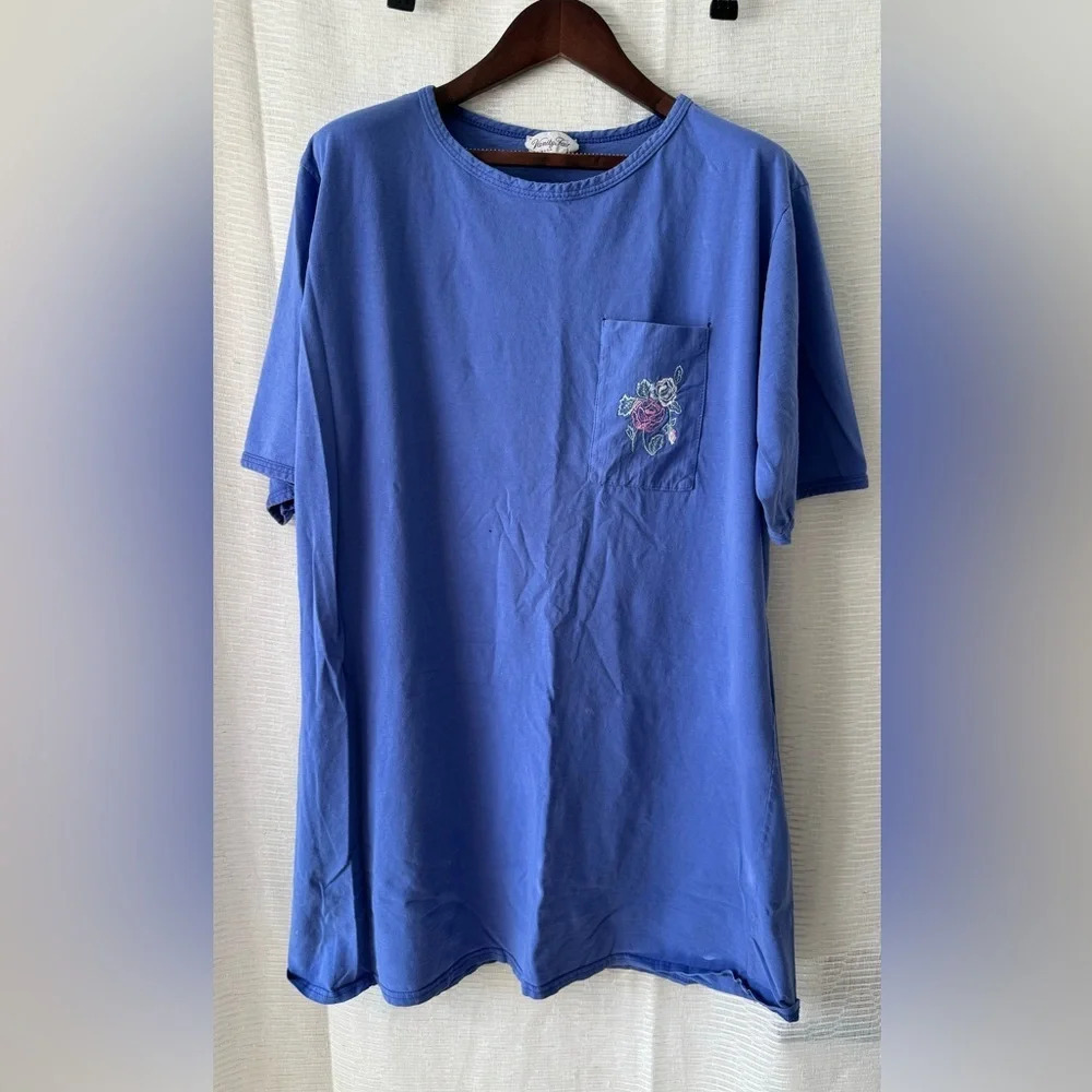 RARE Vintage Vanity Fair Embroidered Sleep Shirt Size Large
